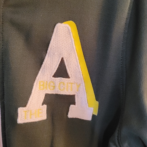 Boy's varsity style jacket - Picture 5 of 5